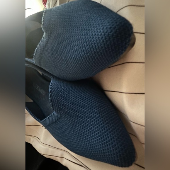 Rothy’s The Point Navy Blue Shoes SZ 8.5 - Picture 7 of 11